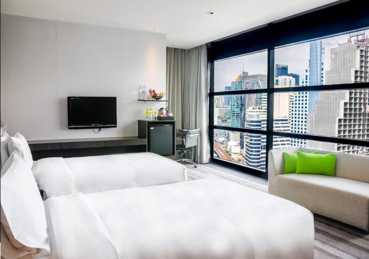 Holiday Inn Bangkok Sukhumvit By Ihg Екстериор снимка