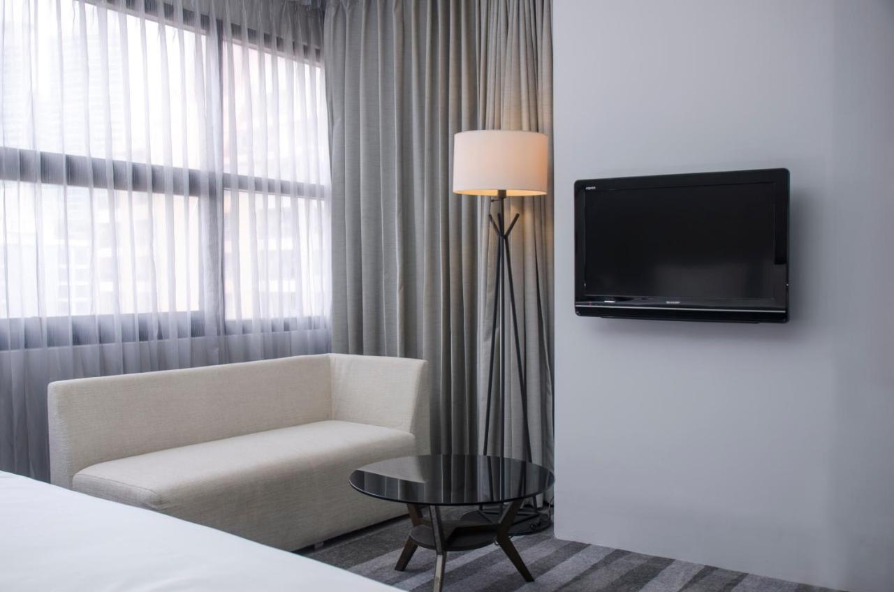 Holiday Inn Bangkok Sukhumvit By Ihg Екстериор снимка